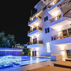 Mare Otel Ksamil